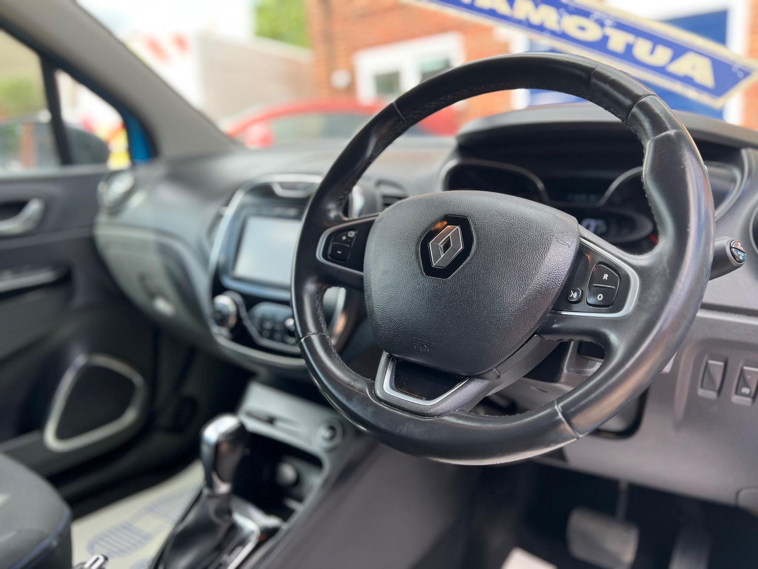 Used Renault Captur 2016 for sale - 76691131: Photo 17