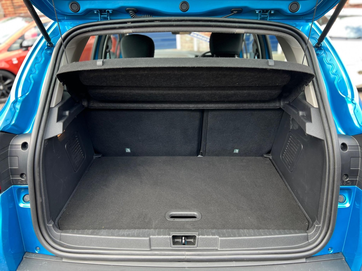 Used Renault Captur 2016 for sale - 76691131: Photo 30