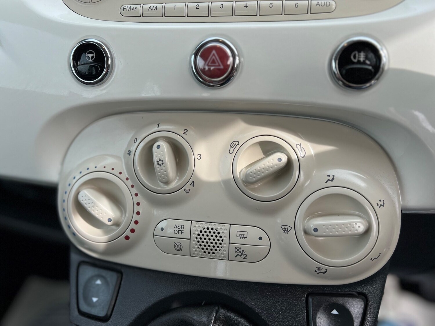 Used Fiat 500 2015 for sale - 77873529: Photo 33