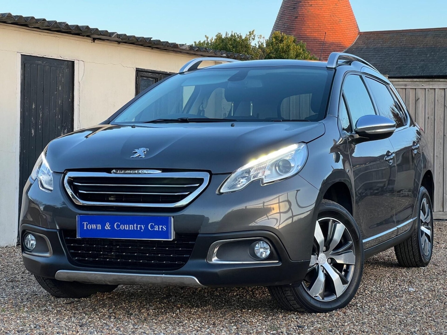 Used Peugeot 2008 2015 for sale - 77515467: Photo 10