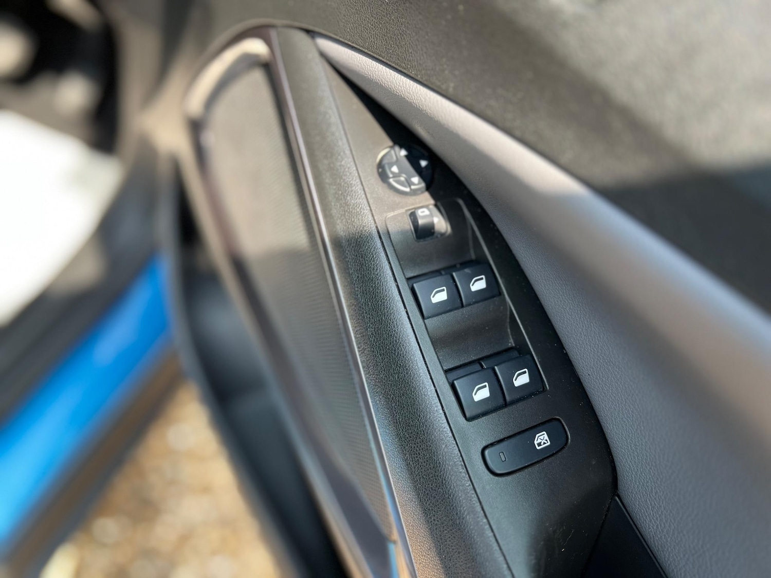 Used Vauxhall Crossland X 2019 for sale - 76715006: Photo 31