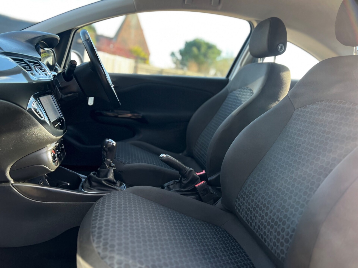 Used Vauxhall Corsa 2015 for sale - 77654373: Photo 22