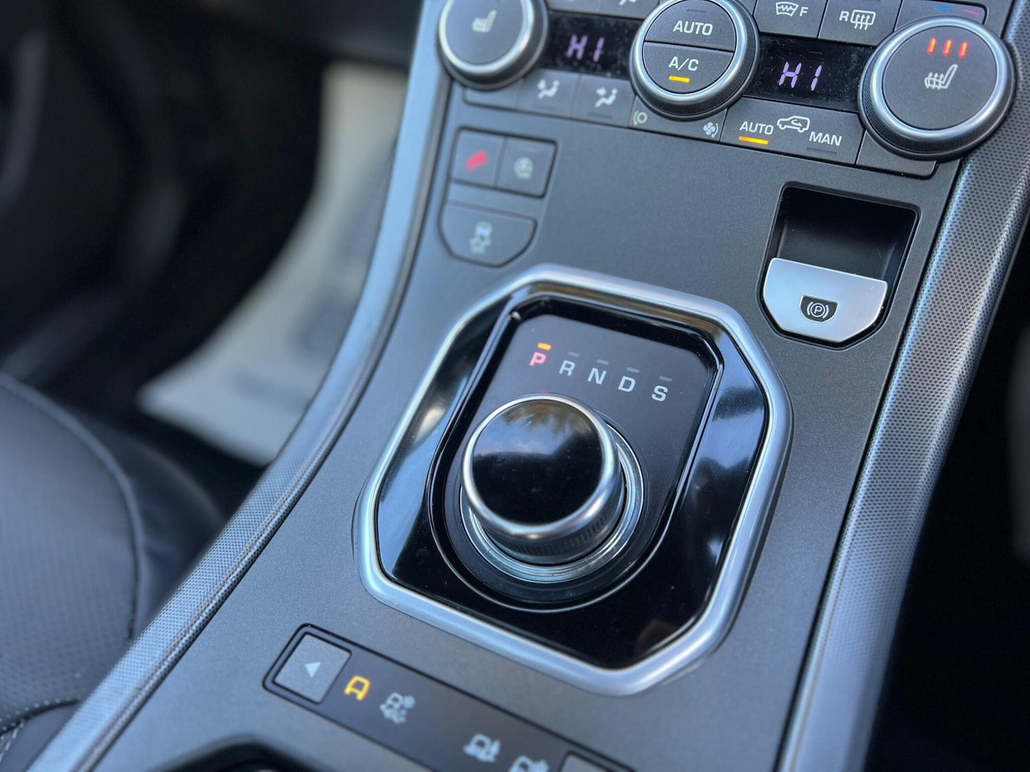 Used Land Rover Range Rover Evoque for sale - 77267785: Photo 40