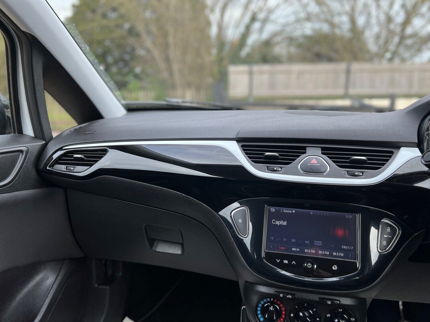 Used Vauxhall Corsa 2015 for sale - 77679817: Photo 28