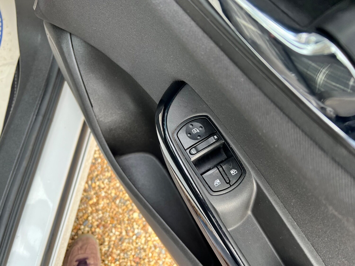 Used Vauxhall Corsa 2015 for sale - 77679817: Photo 35