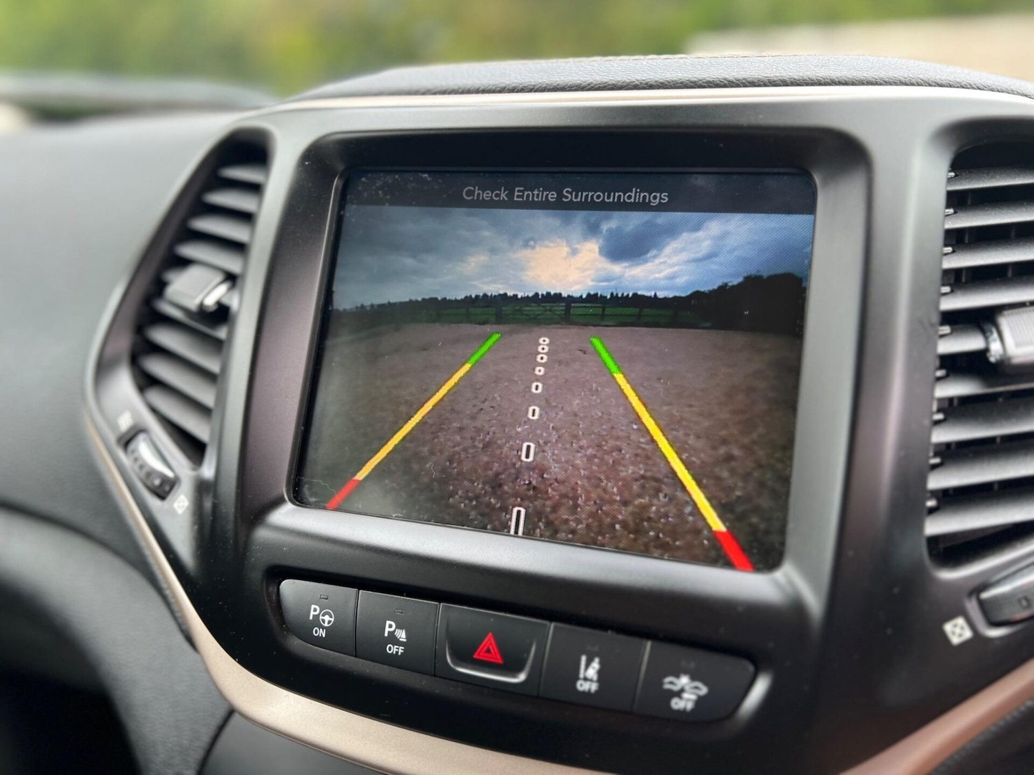 Used Jeep Cherokee 2016 for sale - 77515473: Photo 33