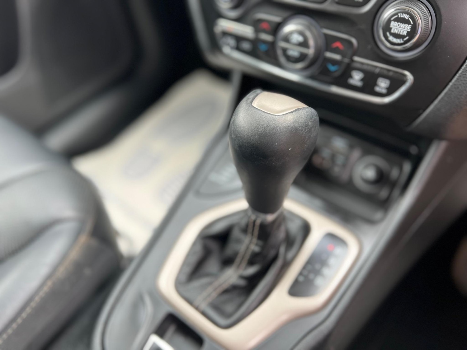 Used Jeep Cherokee for sale - 76824981: Photo 37