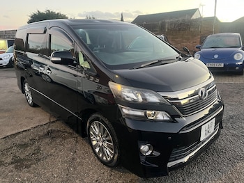 Used Toyota Vellfire 2023 for sale - 76839588: Photo
