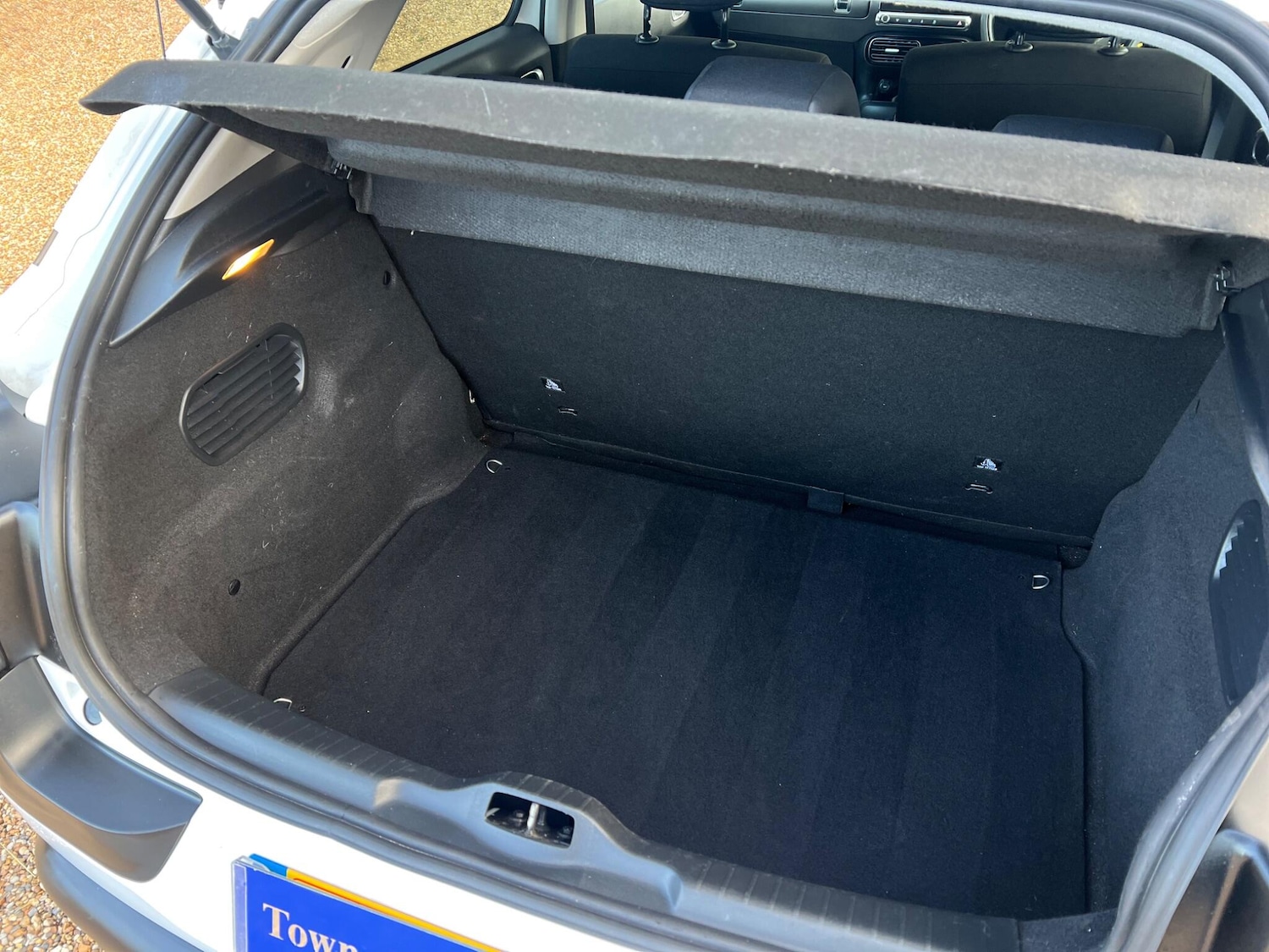 Used Citroen C4 Cactus 2015 for sale - 76825158: Photo 36