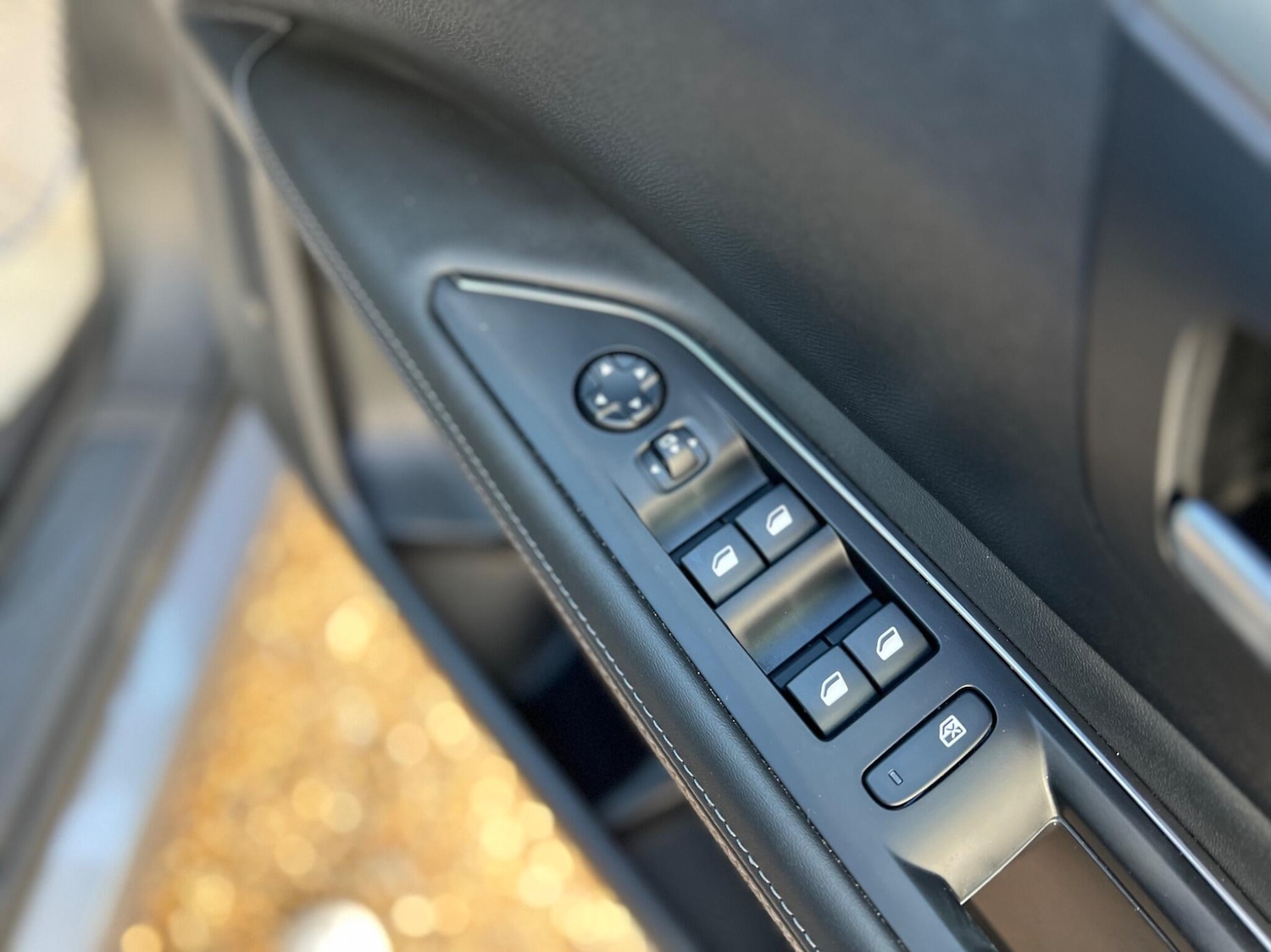 Used Peugeot 3008 2019 for sale - 76691125: Photo 30