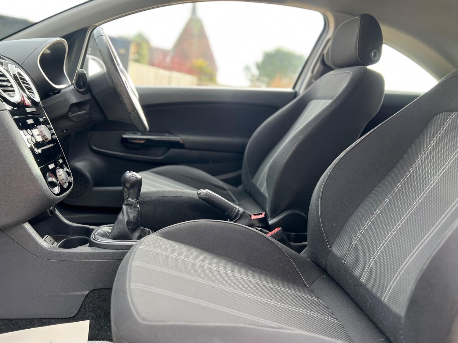 Used Vauxhall Corsa 2013 for sale - 77515474: Photo 24