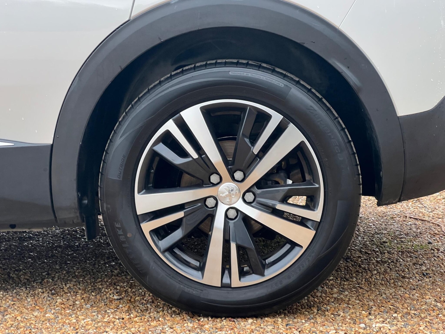 Used Peugeot 3008 2018 for sale - 76823890: Photo 20