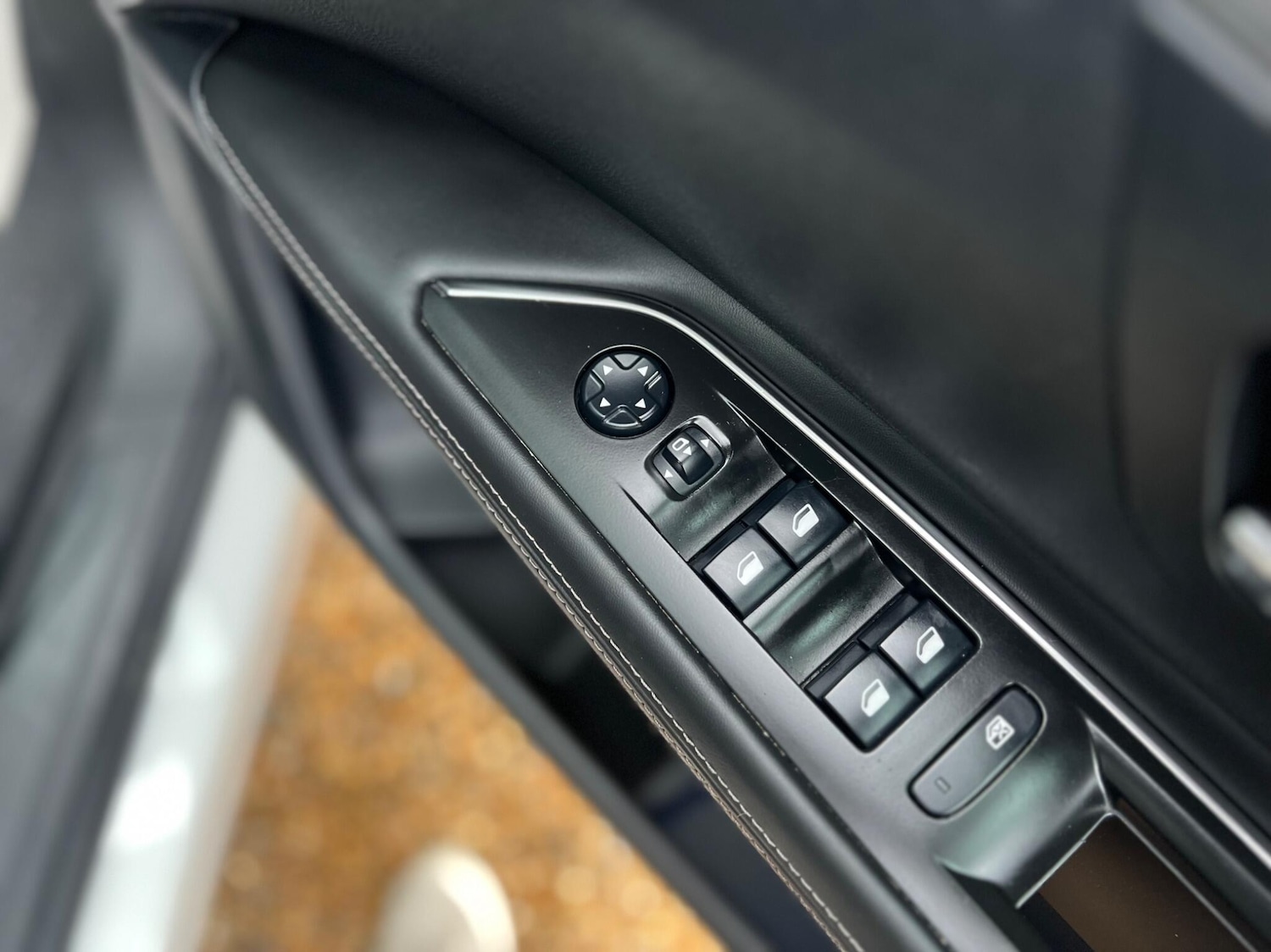 Used Peugeot 3008 2018 for sale - 76823890: Photo 31