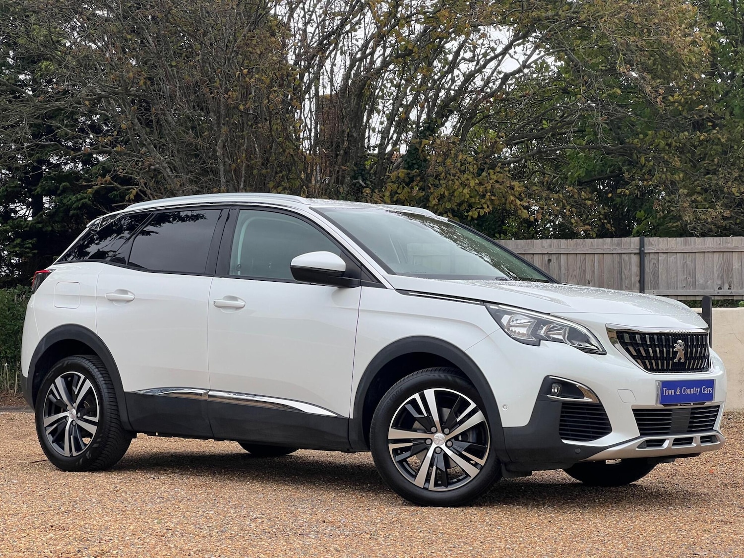 Used Peugeot 3008 2018 for sale - 76823890: Photo 5