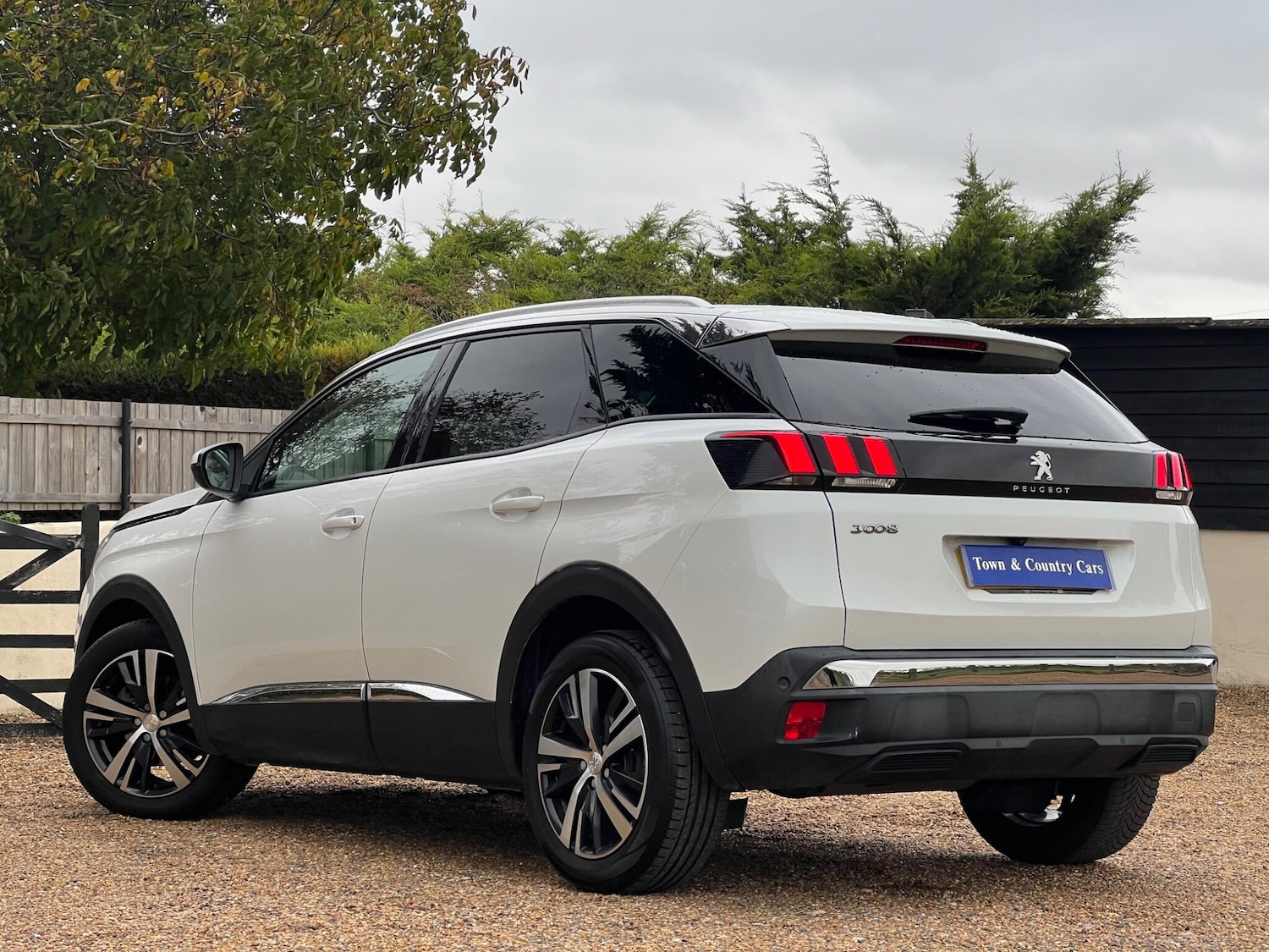 Used Peugeot 3008 2018 for sale - 76823890: Photo 9