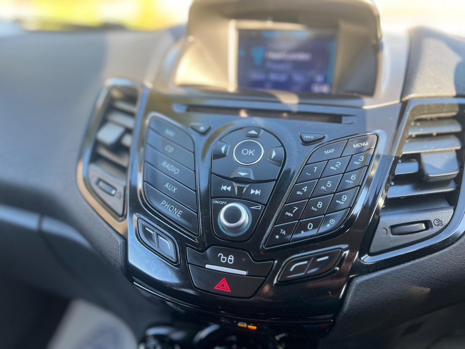 Used Ford Fiesta 2015 for sale - 76975692: Photo 31