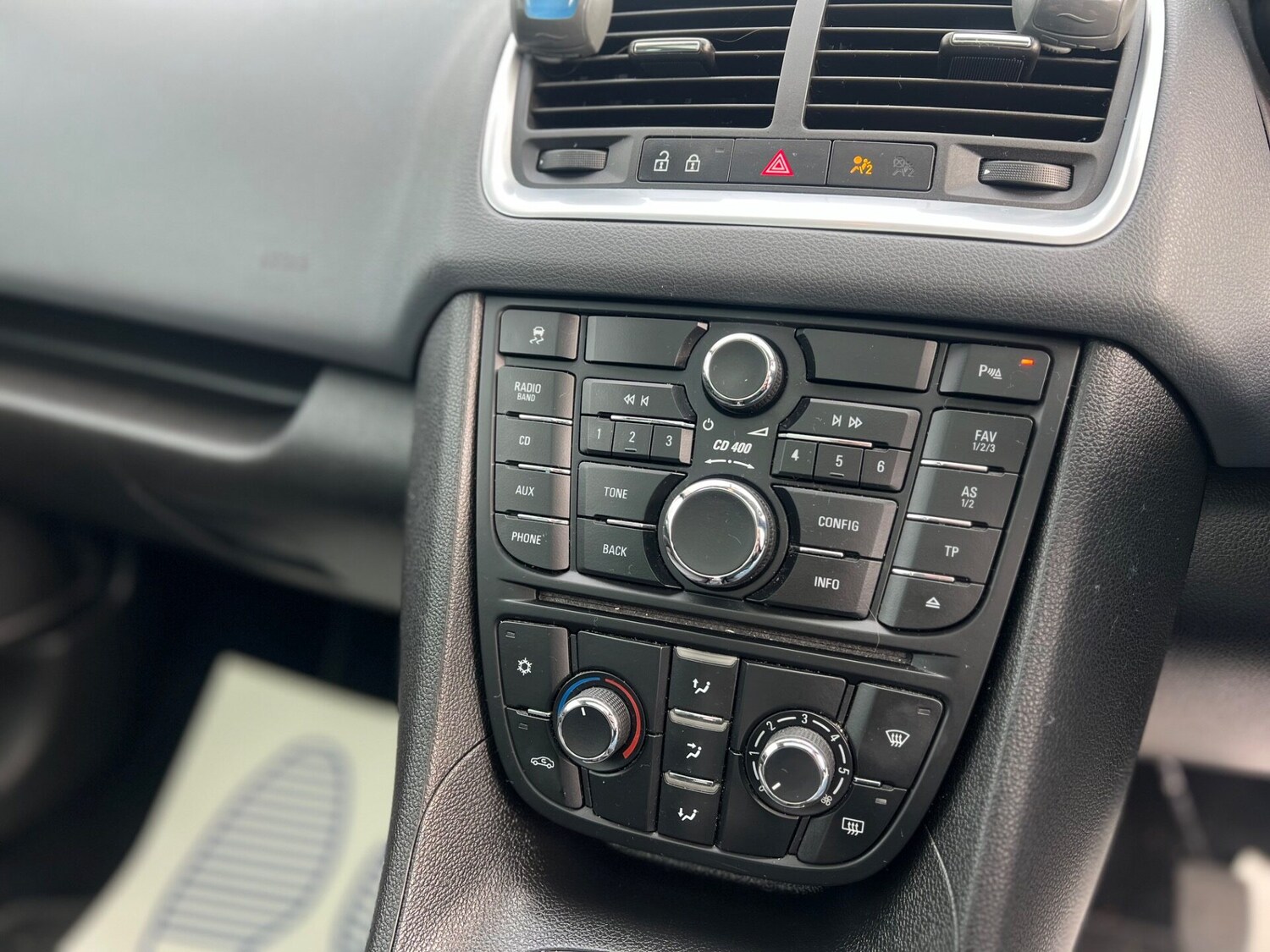 Used Vauxhall Meriva 2011 for sale - 77902666: Photo 30