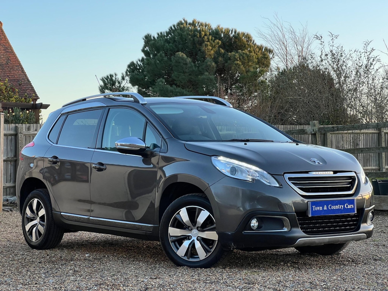 Used Peugeot 2008 2015 for sale - 77103527: Photo 3