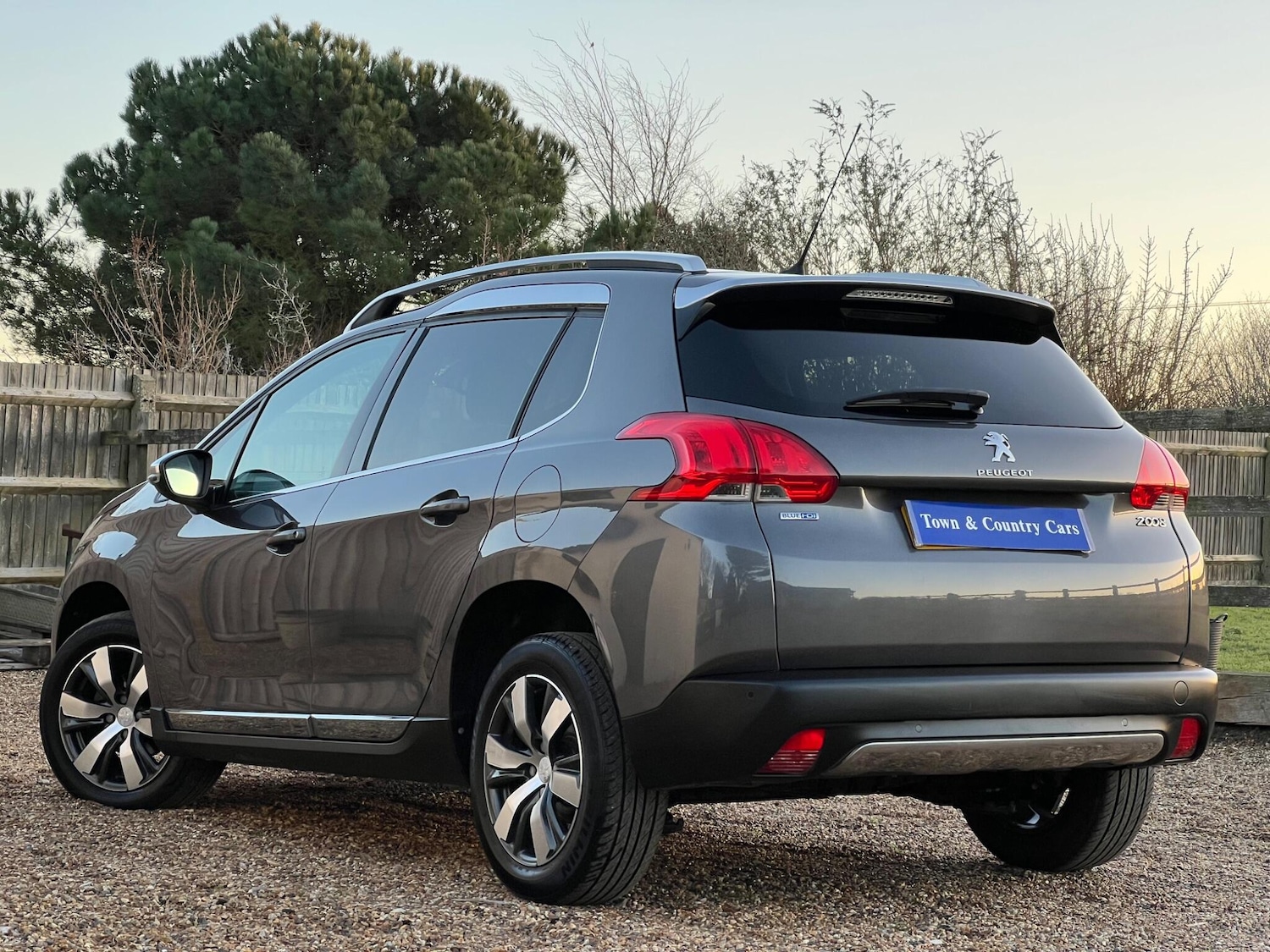 Used Peugeot 2008 2015 for sale - 77103527: Photo 7