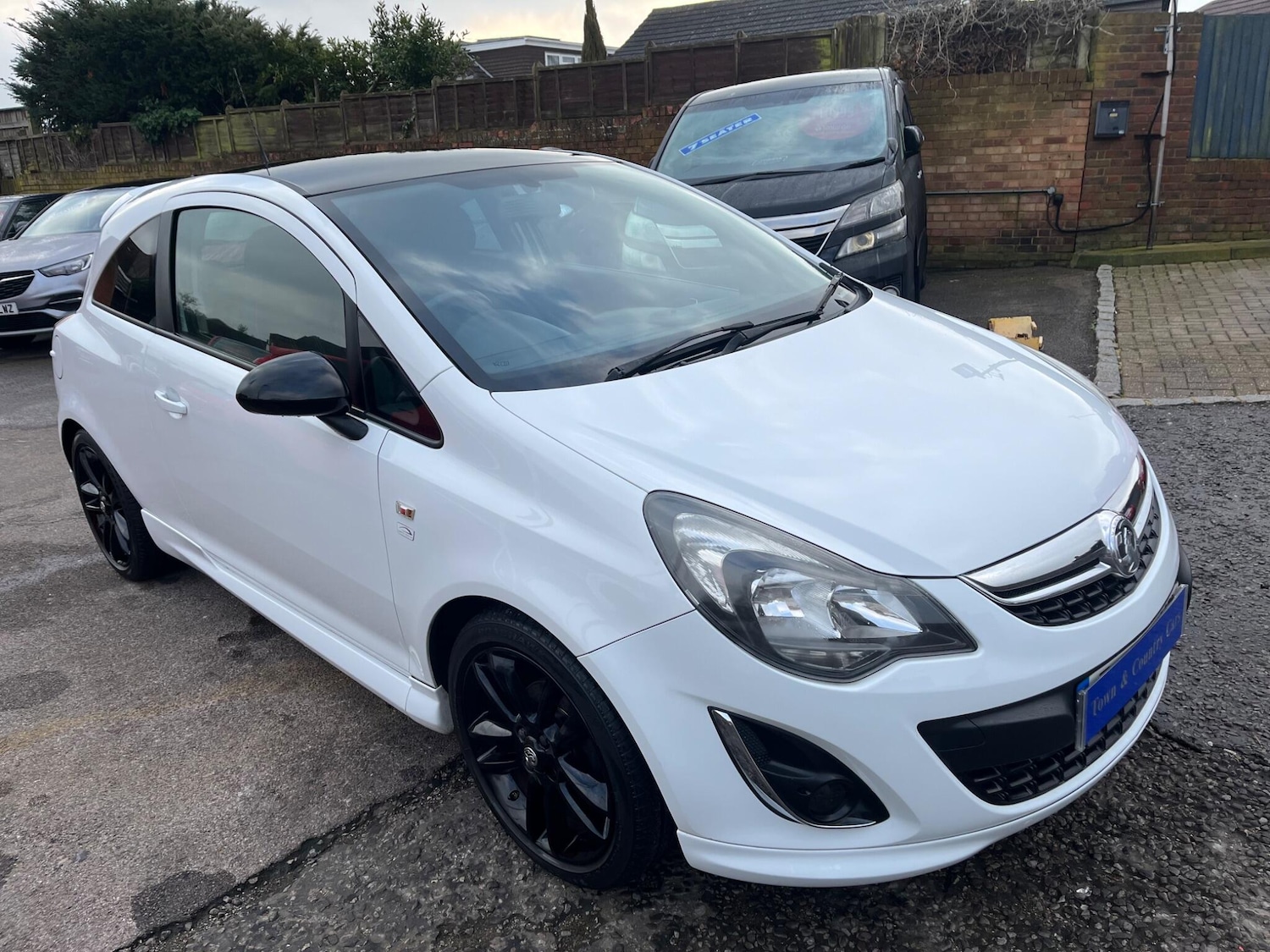Used Vauxhall Corsa for sale - 77376046: Photo 2