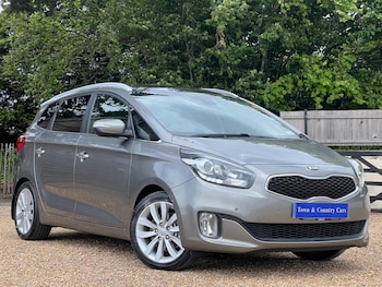 Used Kia Carens 2015 for sale - 78820236: Photo