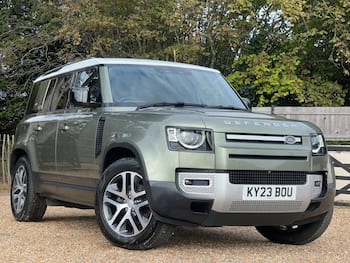 Used Land Rover Defender 2023 for sale - 79569100: Photo