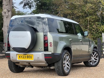 Used Land Rover Defender 2023 for sale - 79569100: Photo