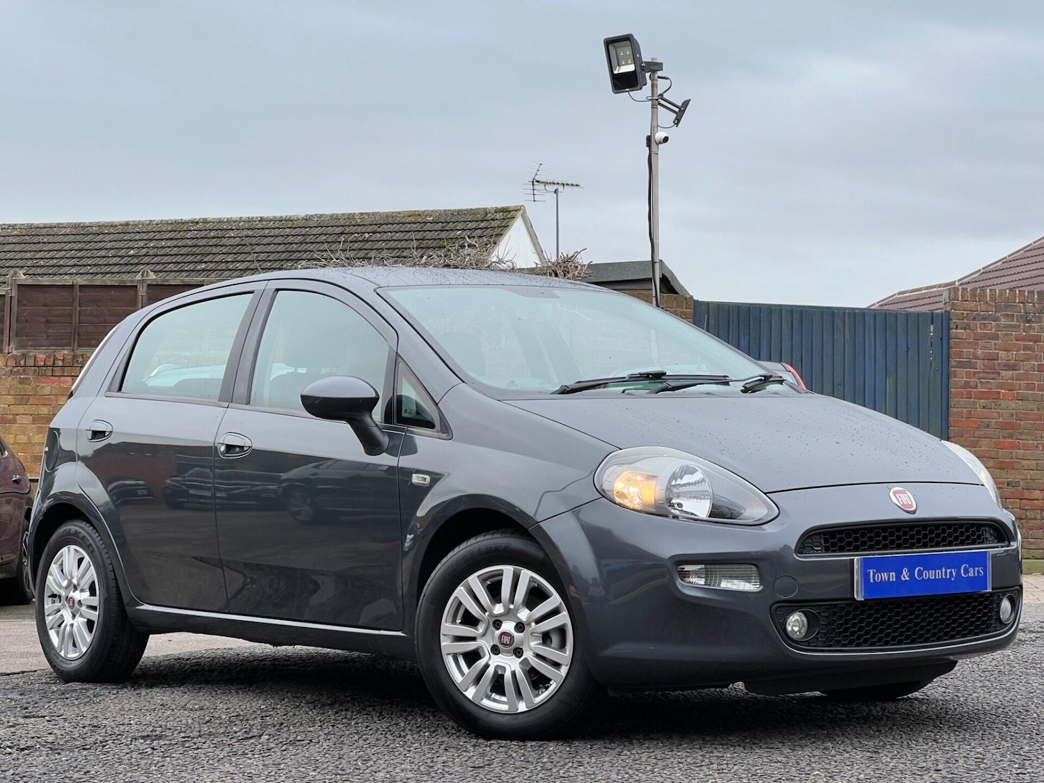 Used Fiat Punto 2014 for sale - 77515452: Photo 3