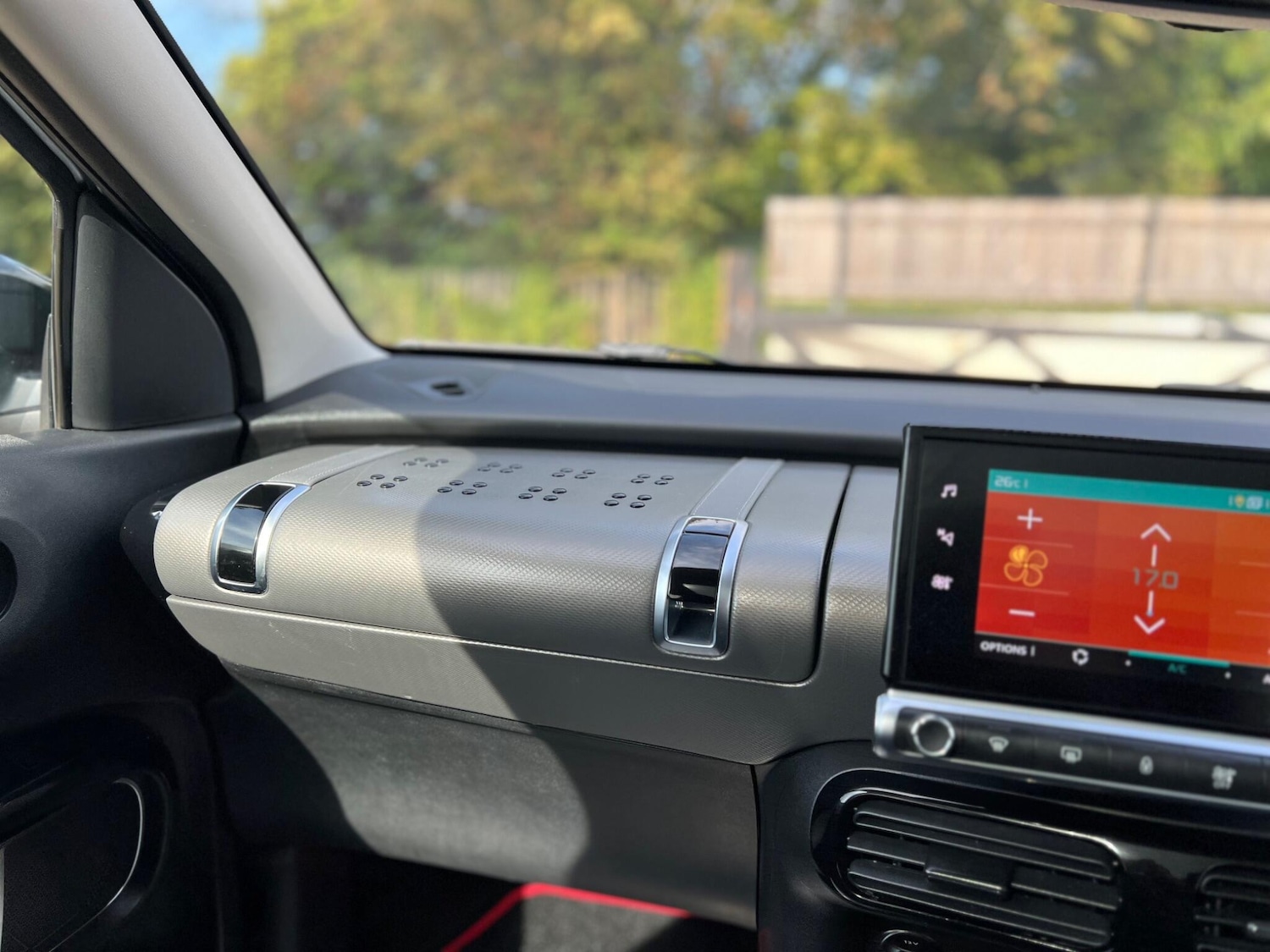 Used Citroen C4 Cactus 2019 for sale - 76715568: Photo 28