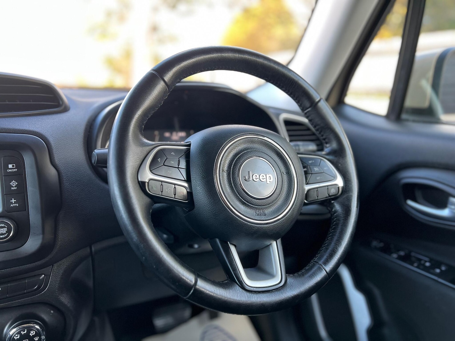 Used Jeep Renegade 2016 for sale - 76691124: Photo 28