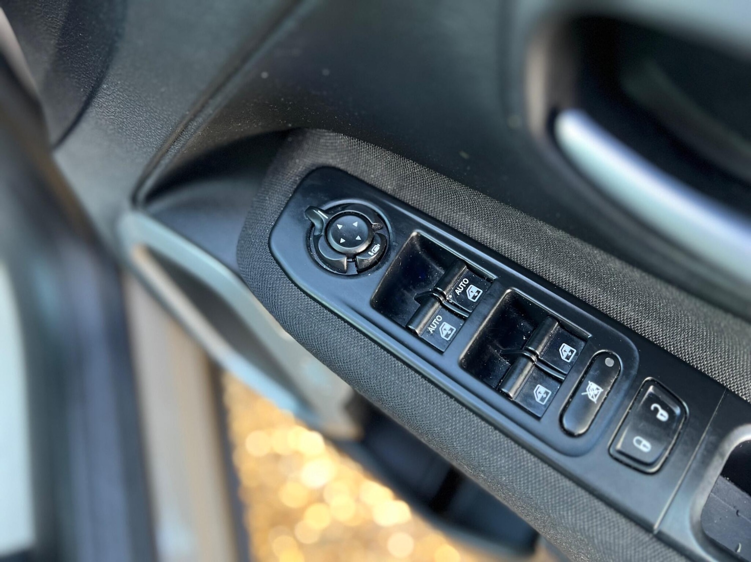 Used Jeep Renegade 2016 for sale - 76691124: Photo 31