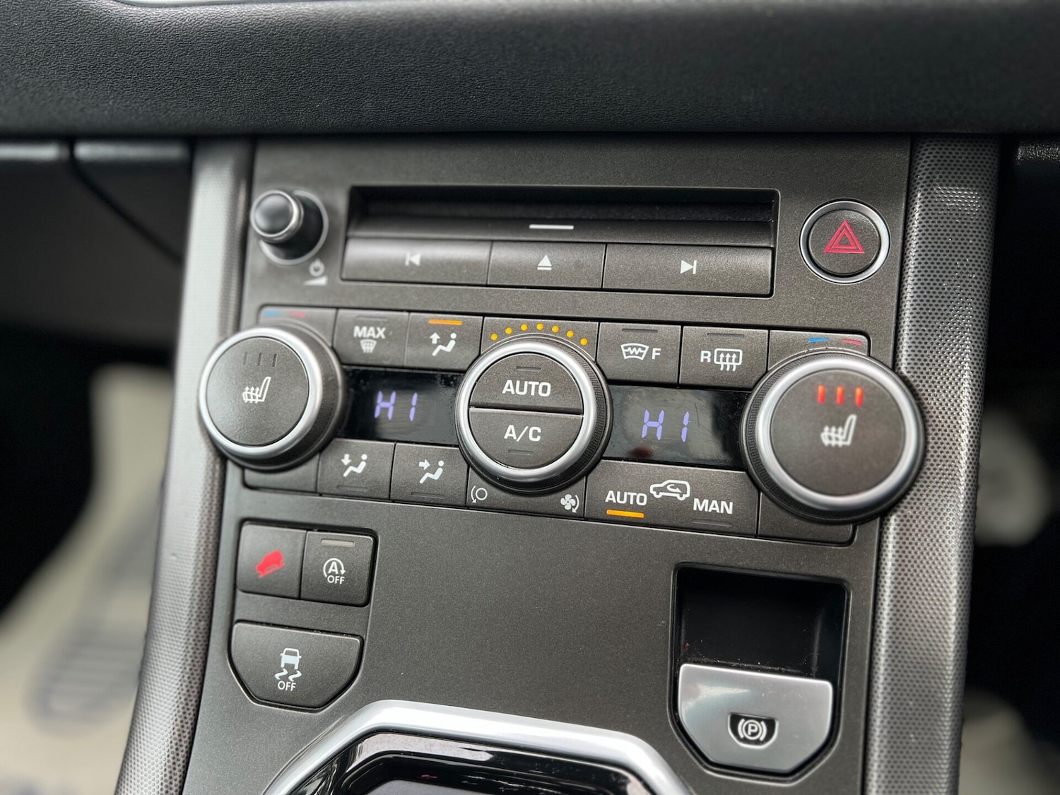 Used Land Rover Range Rover Evoque 2017 for sale - 77515457: Photo 44