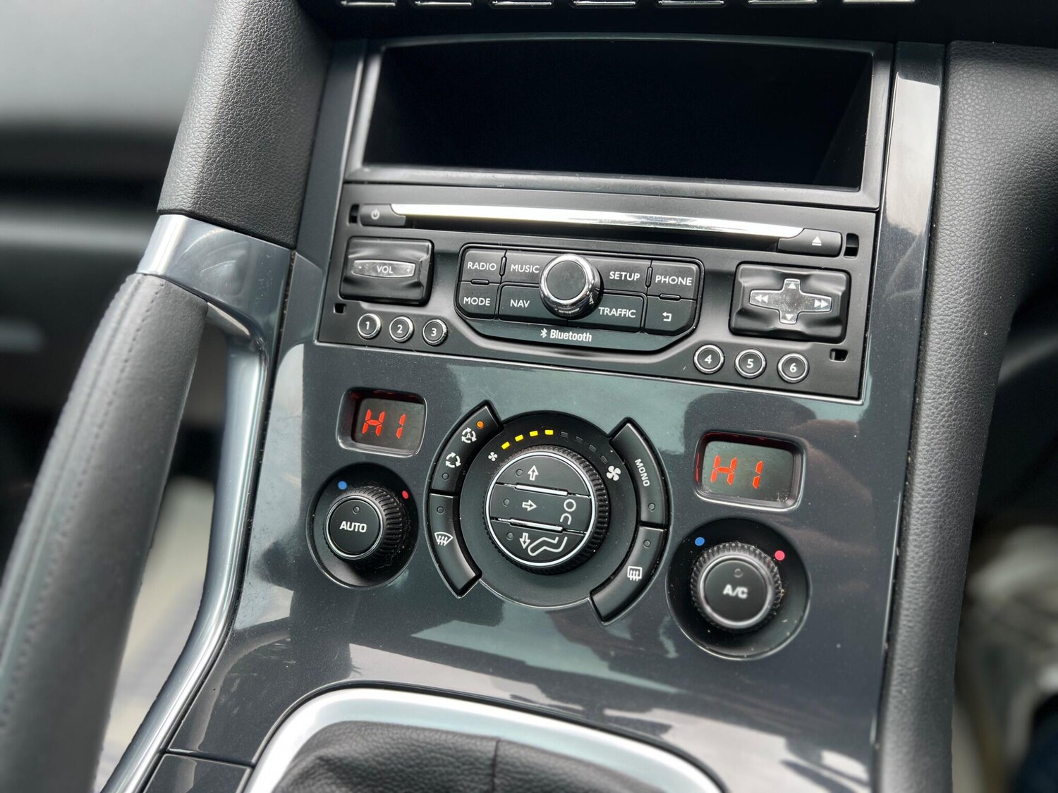 Used Peugeot 3008 2016 for sale - 76691126: Photo 38