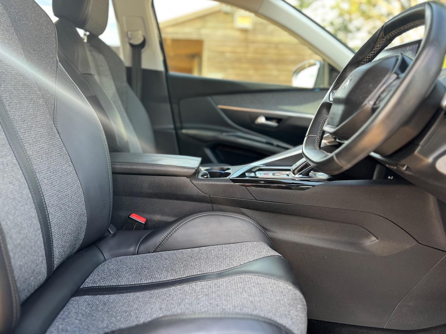 Used Peugeot 3008 2017 for sale - 76824016: Photo 23