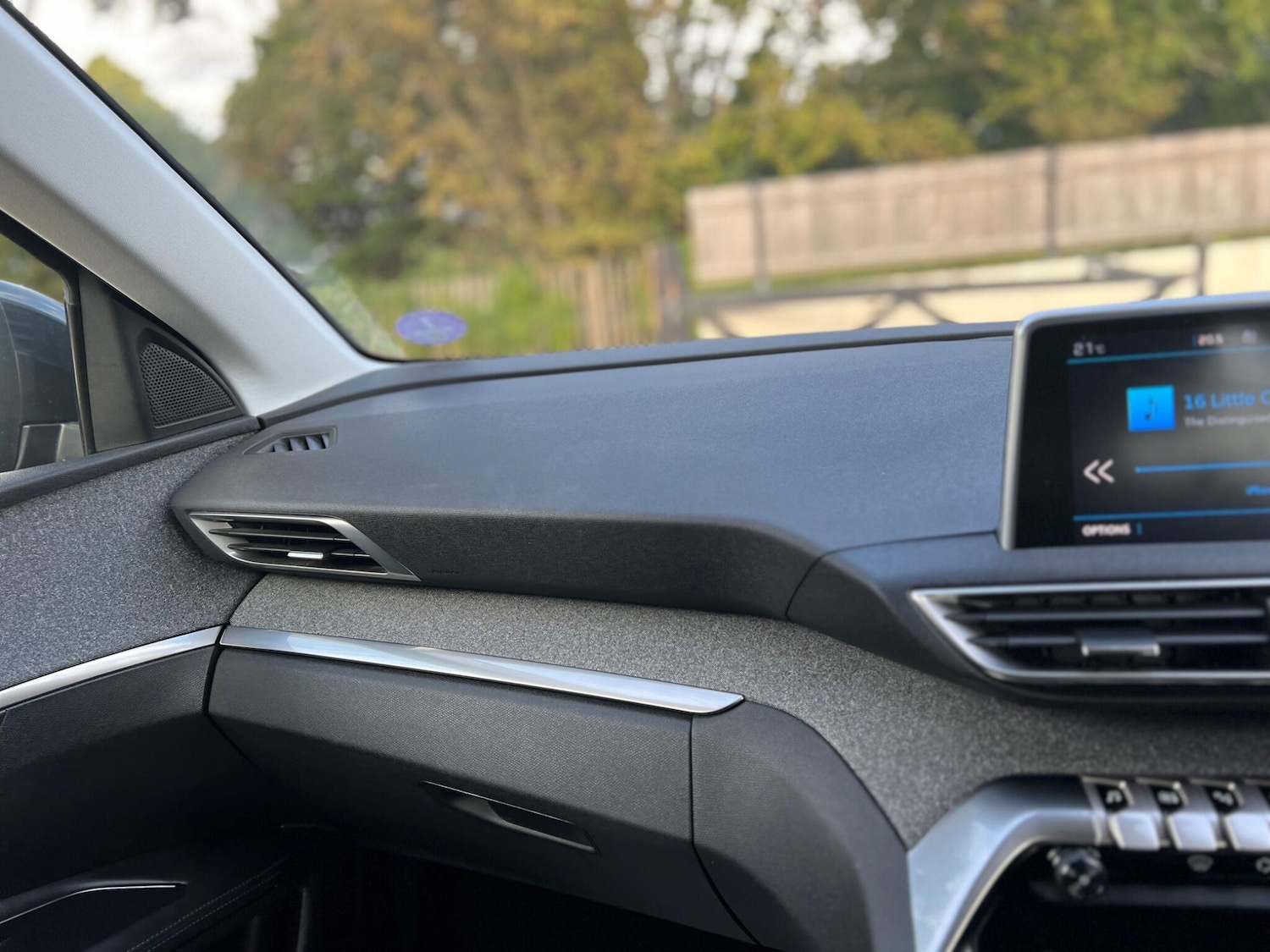 Used Peugeot 3008 2017 for sale - 76824016: Photo 26