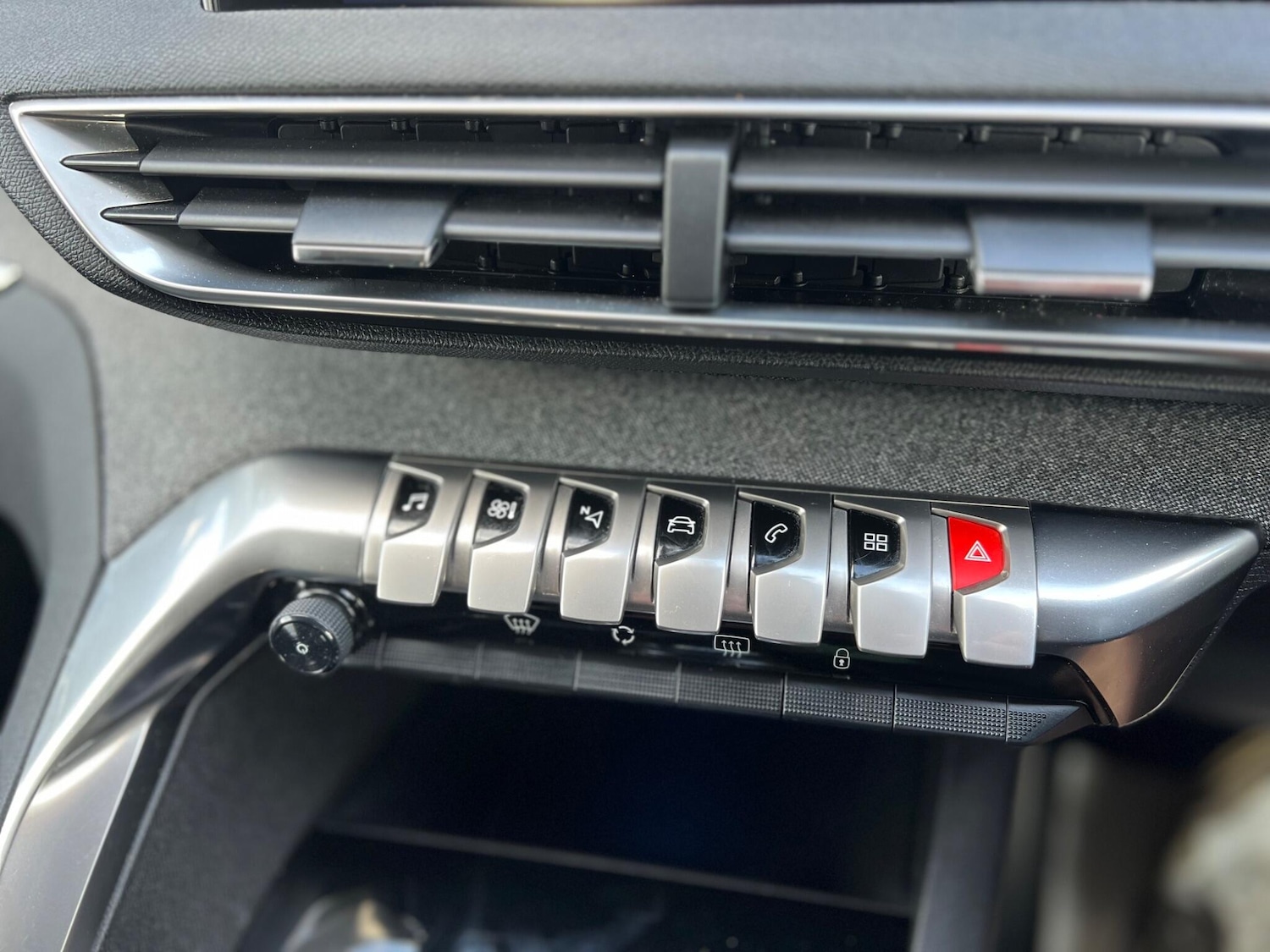 Used Peugeot 3008 2017 for sale - 76824016: Photo 35