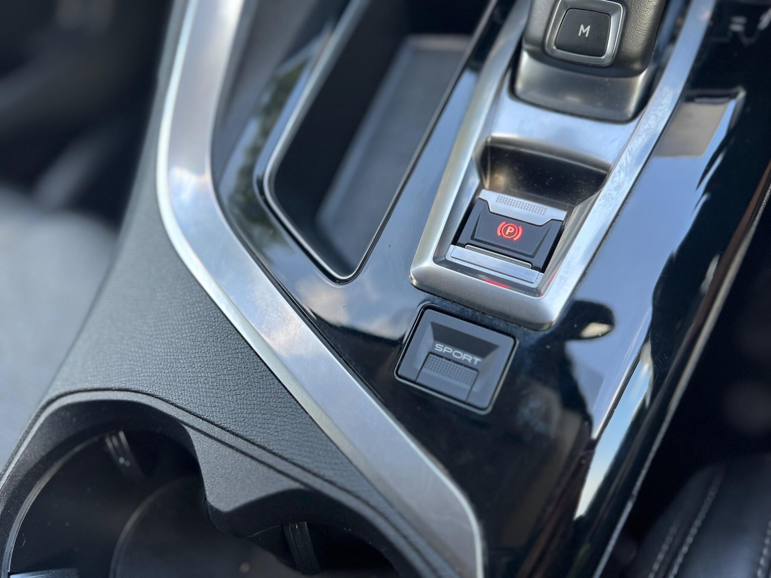 Used Peugeot 3008 2017 for sale - 76824016: Photo 37