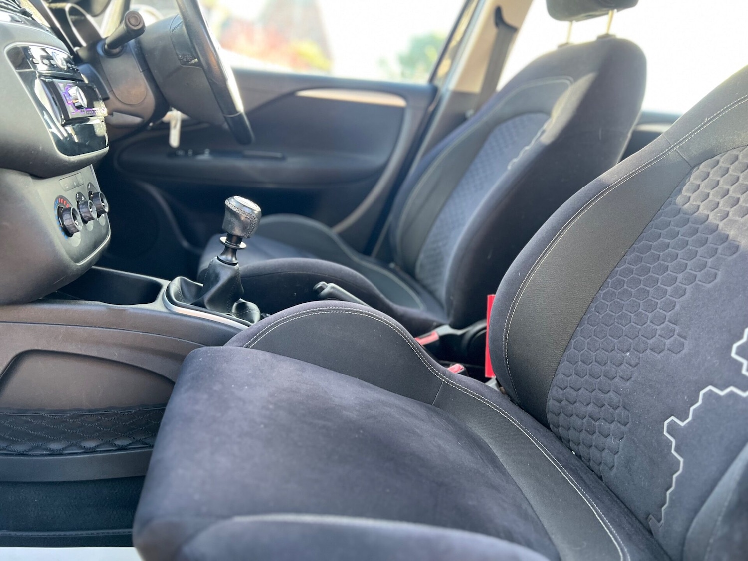 Used Fiat Punto 2014 for sale - 77557349: Photo 17