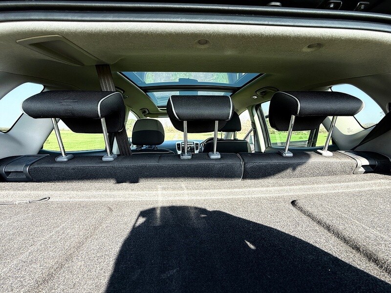 Used Kia Venga 2010 for sale - 77744320: Photo 15