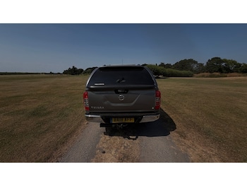 Used Nissan Navara 2018 for sale - 79276974: Photo