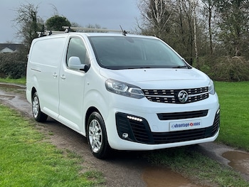 Vauxhall Vivaro feature image