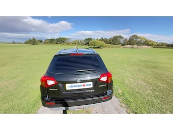 Used Suzuki Vitara 2017 for sale - 79817420: Photo