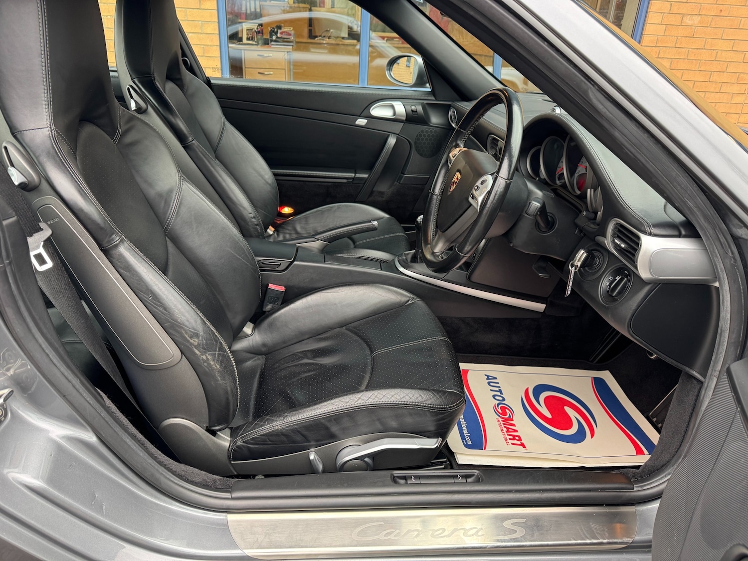 Used Porsche 911 2005 for sale - 77404867: Photo 10