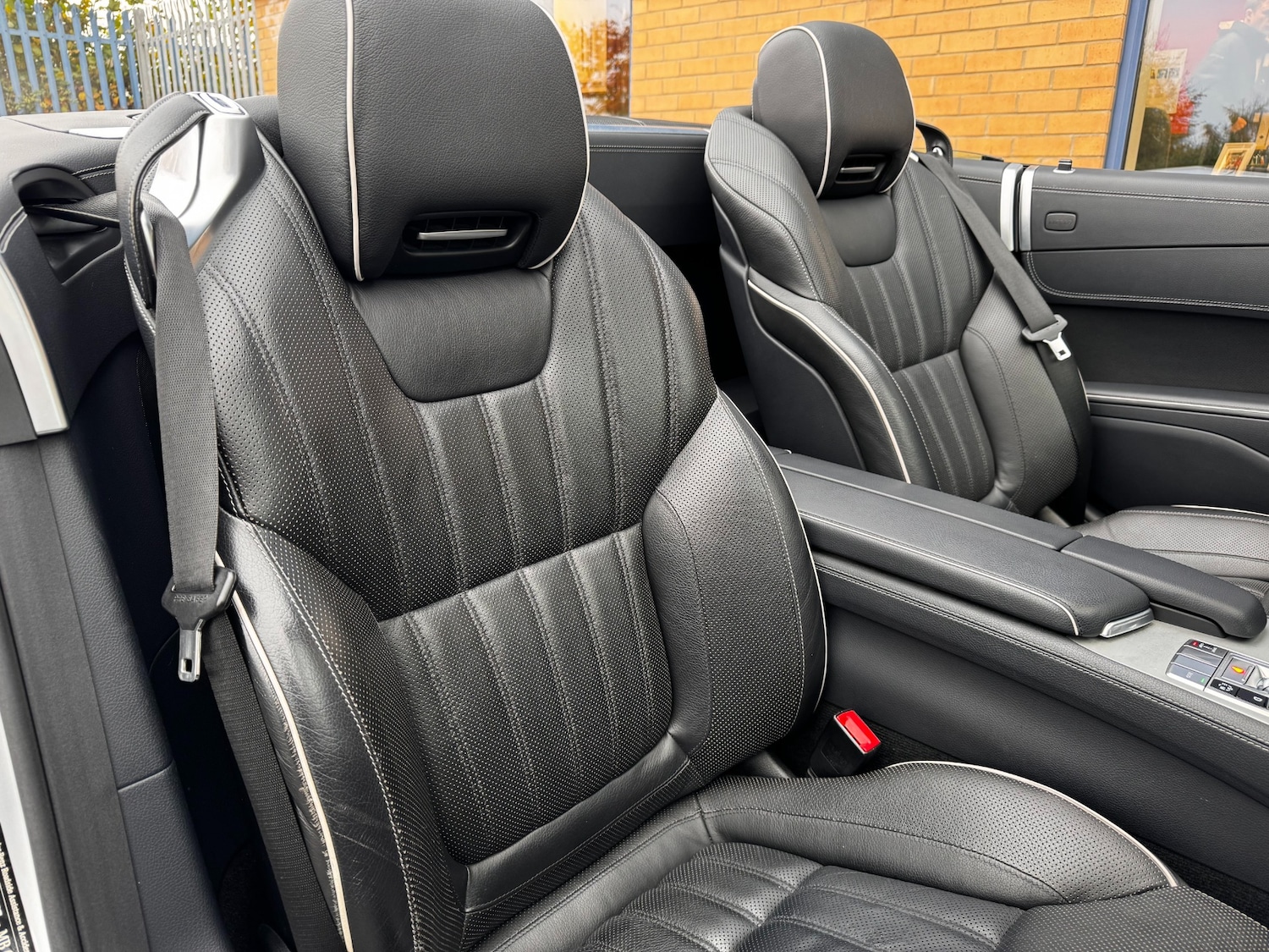 Used Mercedes-Benz SL 2012 for sale - 72776062: Photo 12
