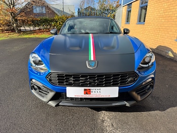 Used Abarth 124 Spider 2017 for sale - 76461300: Photo