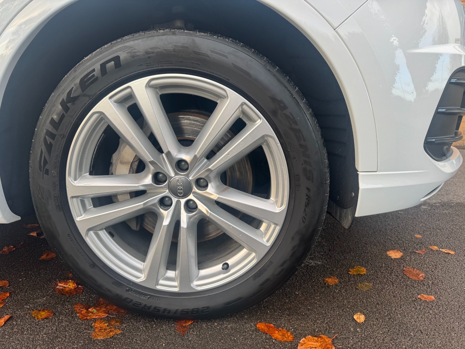 Used Audi Q7 2017 for sale - 76263592: Photo 8