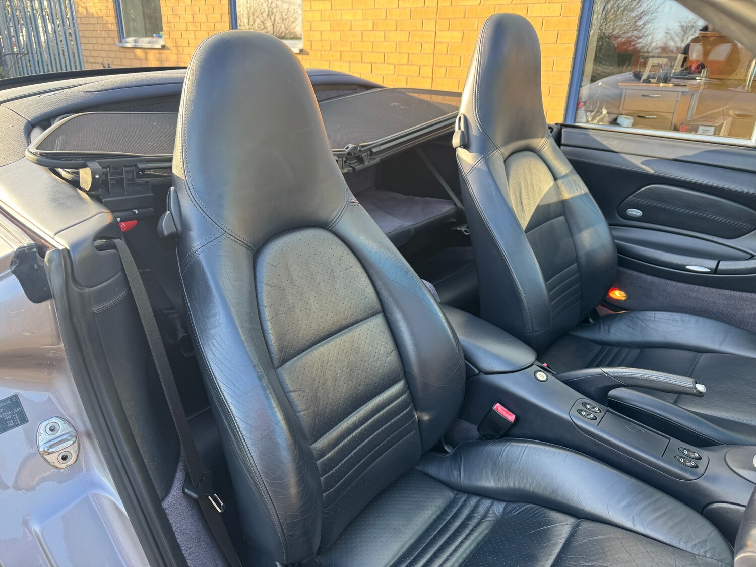 Used Porsche 911 2003 for sale - 77832000: Photo 12