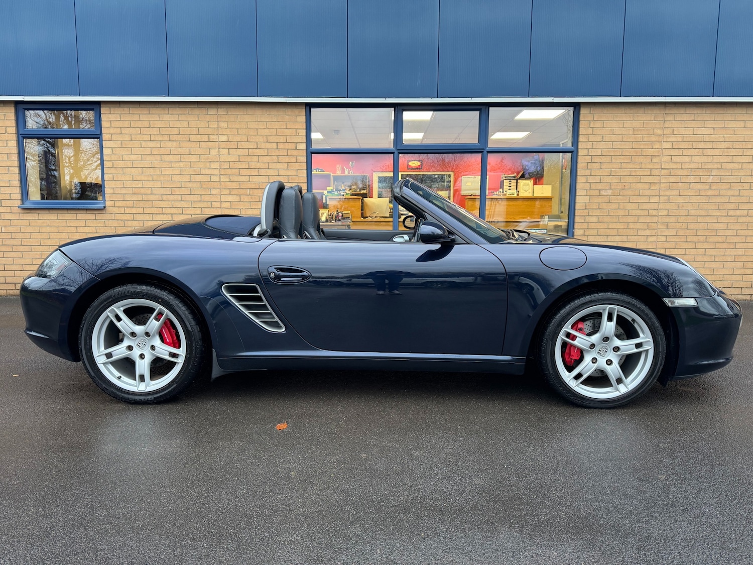 Used Porsche Boxster 2006 for sale - 76541640: Photo 3