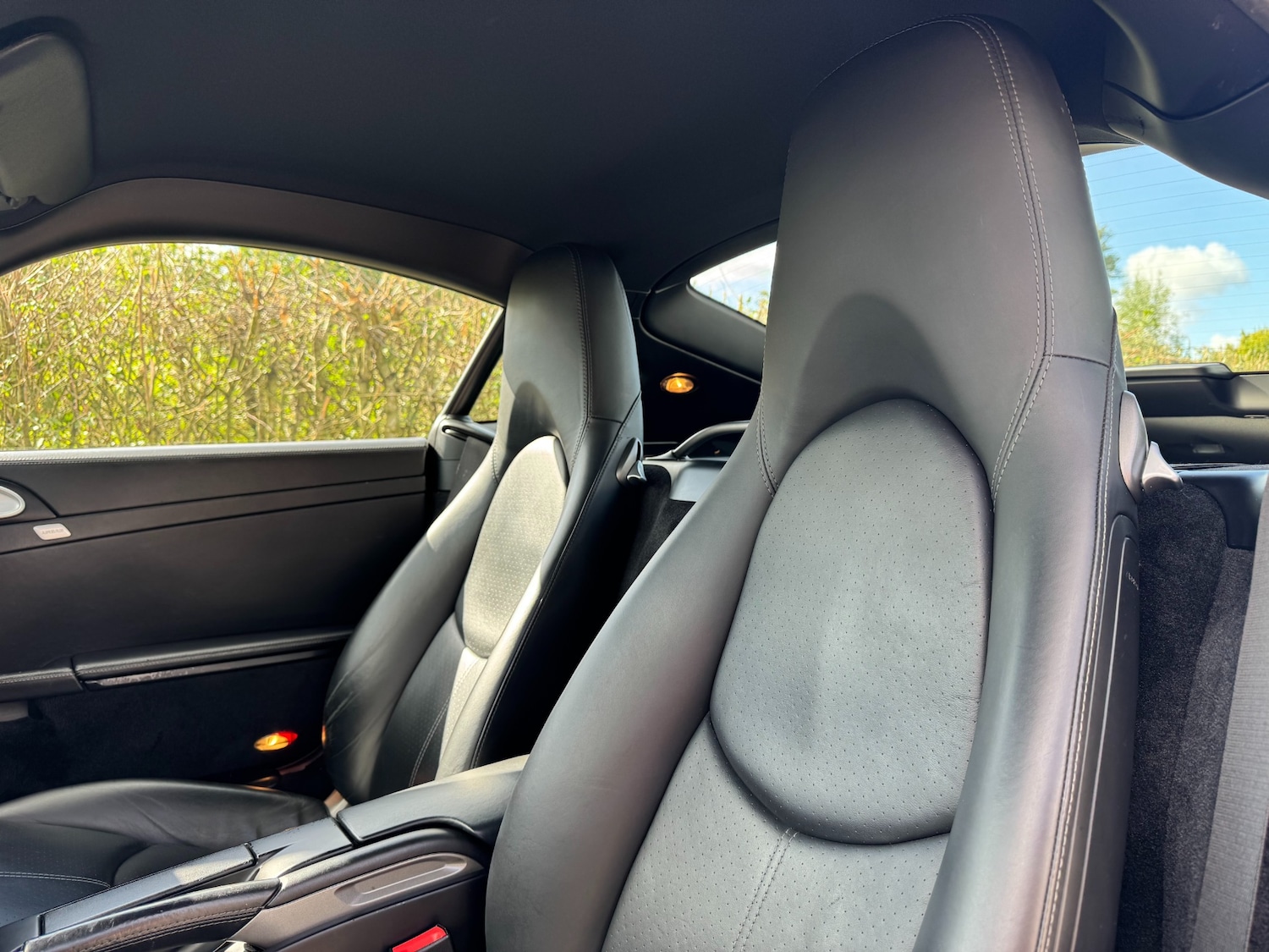 Used Porsche Cayman 2010 for sale - 76252274: Photo 15