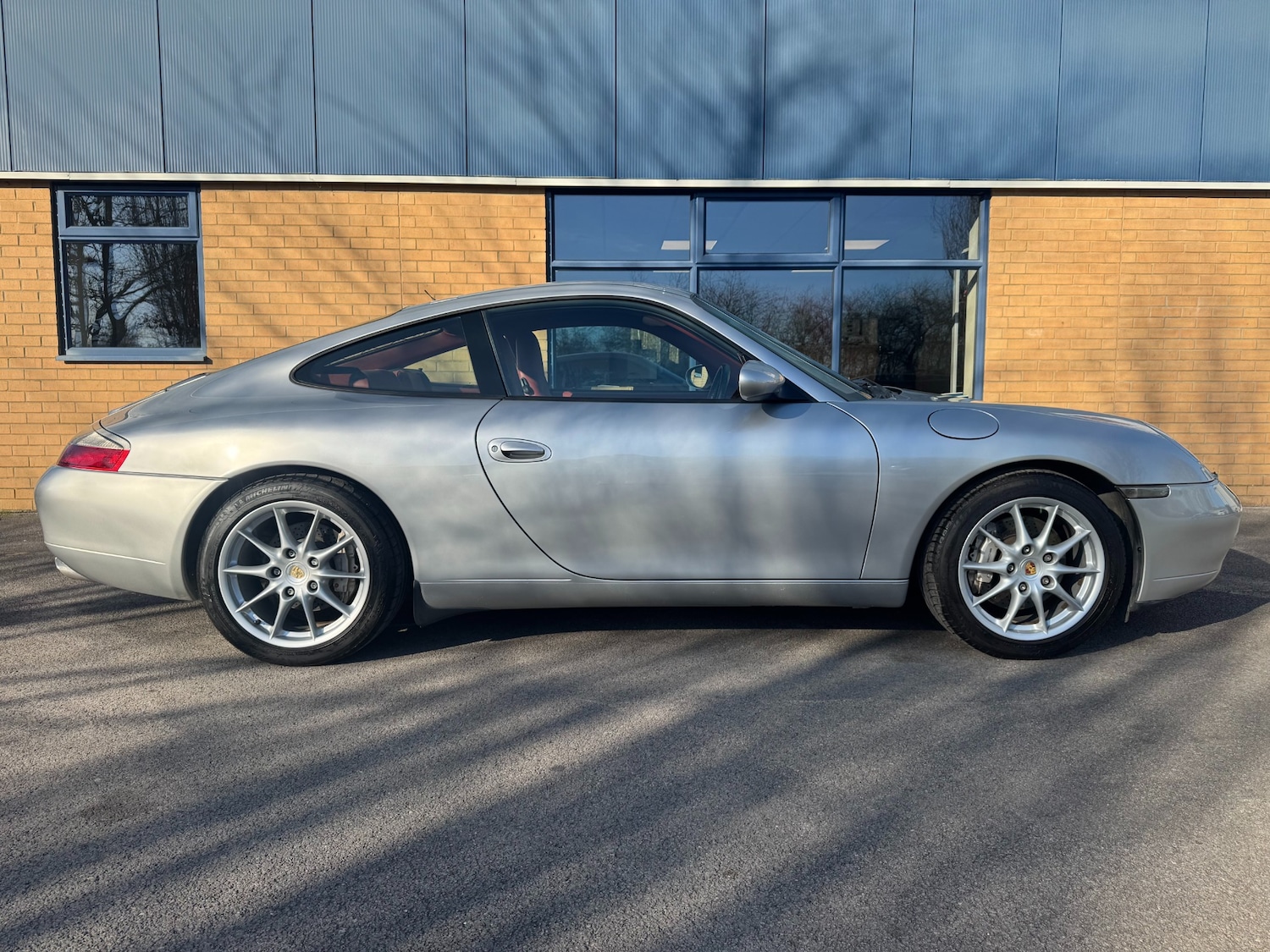 Used Porsche 911 2000 for sale - 65748514: Photo 2